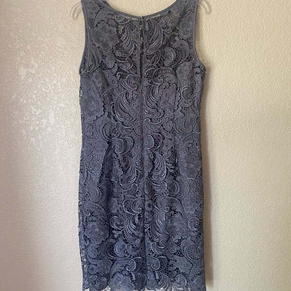 Adrianna Papell Embroidered Lace Cocktail Dress - Women’s 10 - Picture 3 of 9